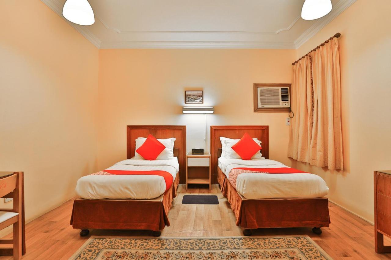 Hotel Oyo 350 Dar Almadinah Jiddah Esterno foto